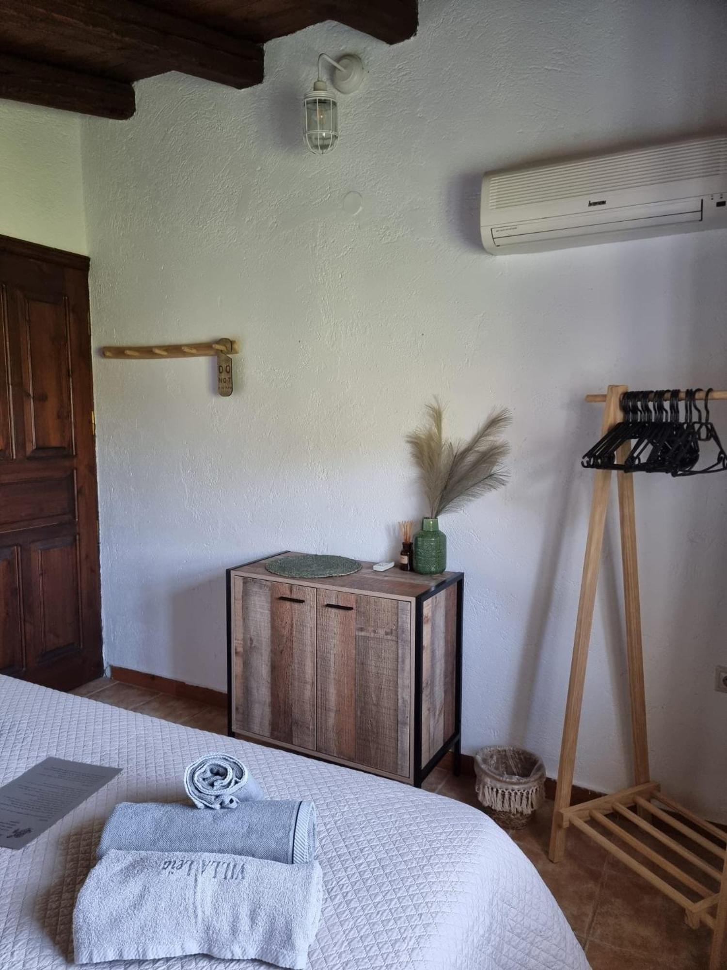 Villa Leia, Luxury Villa For 6 People With Pool Kalamáki Kültér fotó